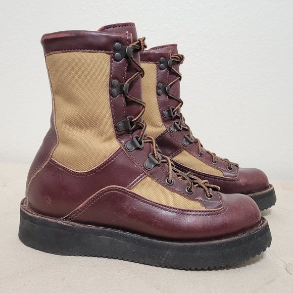 Vintage Danner Lace up Leather Insulated Platform Boots Size 6 Gorpcore